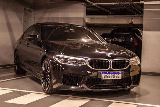 BMW M5 4.4 V8 TWIN POWER M XDRIVE STEPTRONIC